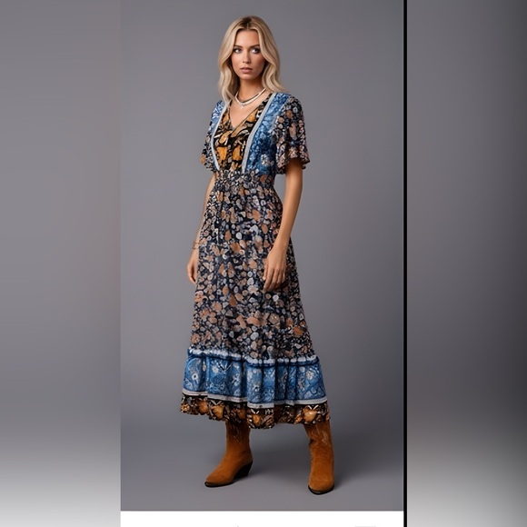 Dresses & Skirts - Boho Floral Bell Sleeve Asymmetrical Hem Dress